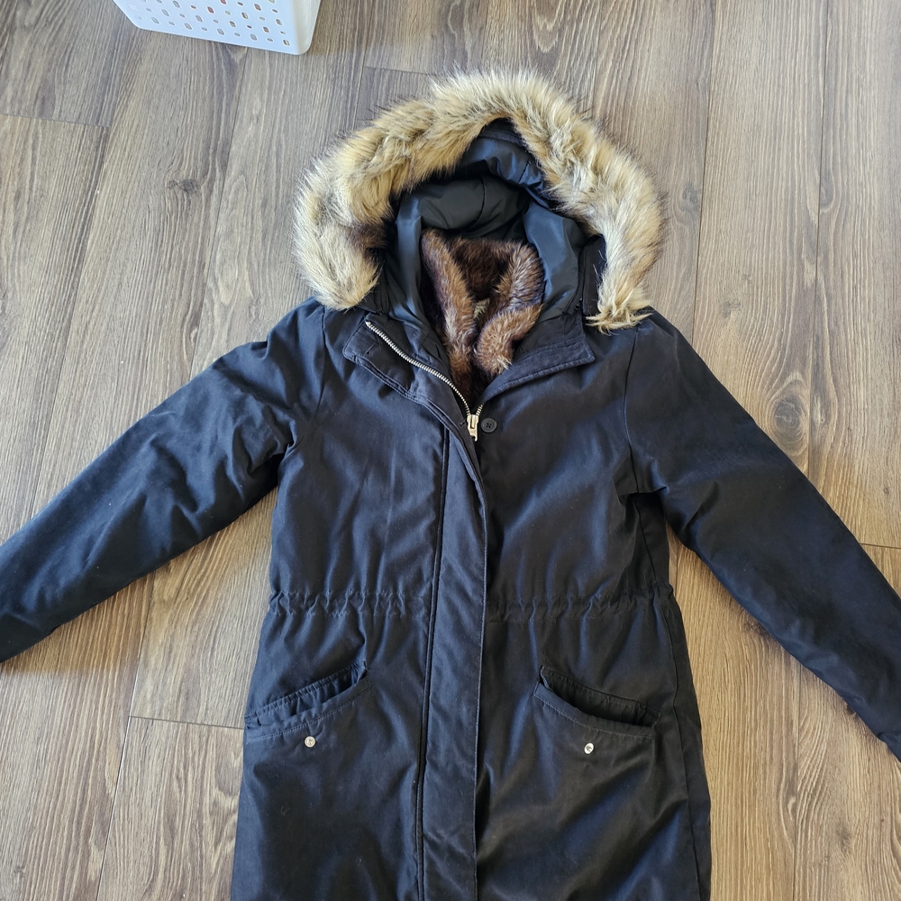 Abercrombie & Fitch Black Jacket with Faux Fur Hood And Liner